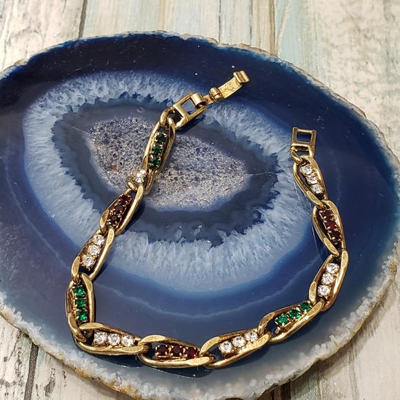 Jewelry - Gold Bracelet.